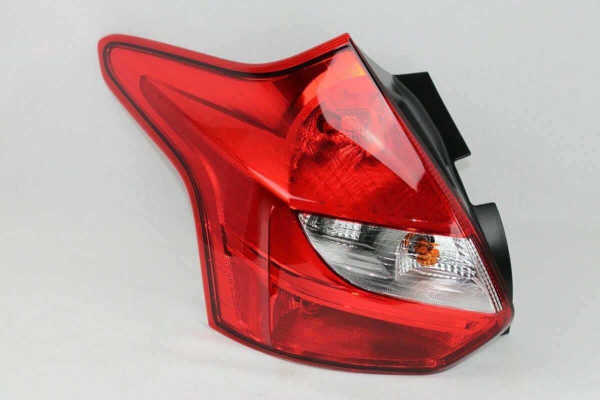 İTHAL BM5113405AK | Ford Focus 2011-2014 Sol Stop Hatchback Yan Sanayi