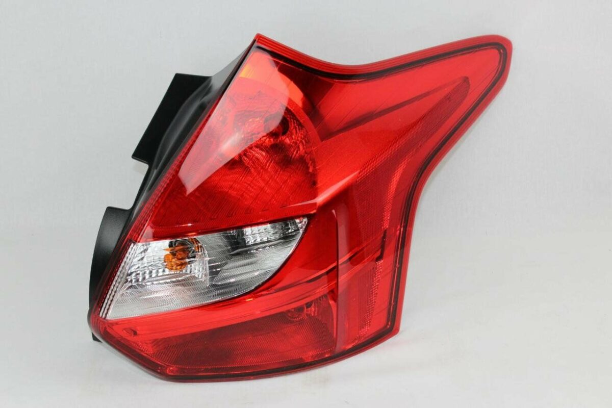 İTHAL BM5113404AK | Ford Focus 2011-2014 Sağ Stop Hatchback Yan Sanayi